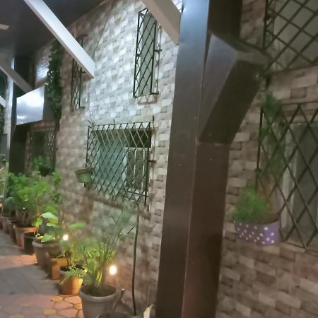 Hotel Qamar Mumbai Exterior photo