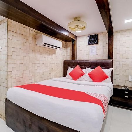 Hotel Qamar Mumbai Exterior photo