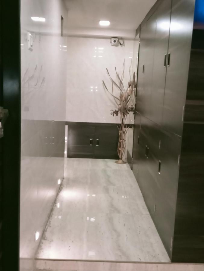 Hotel Qamar Mumbai Exterior photo