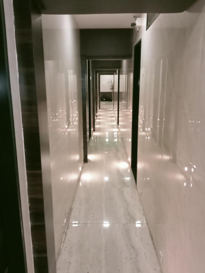 Hotel Qamar Mumbai Exterior photo
