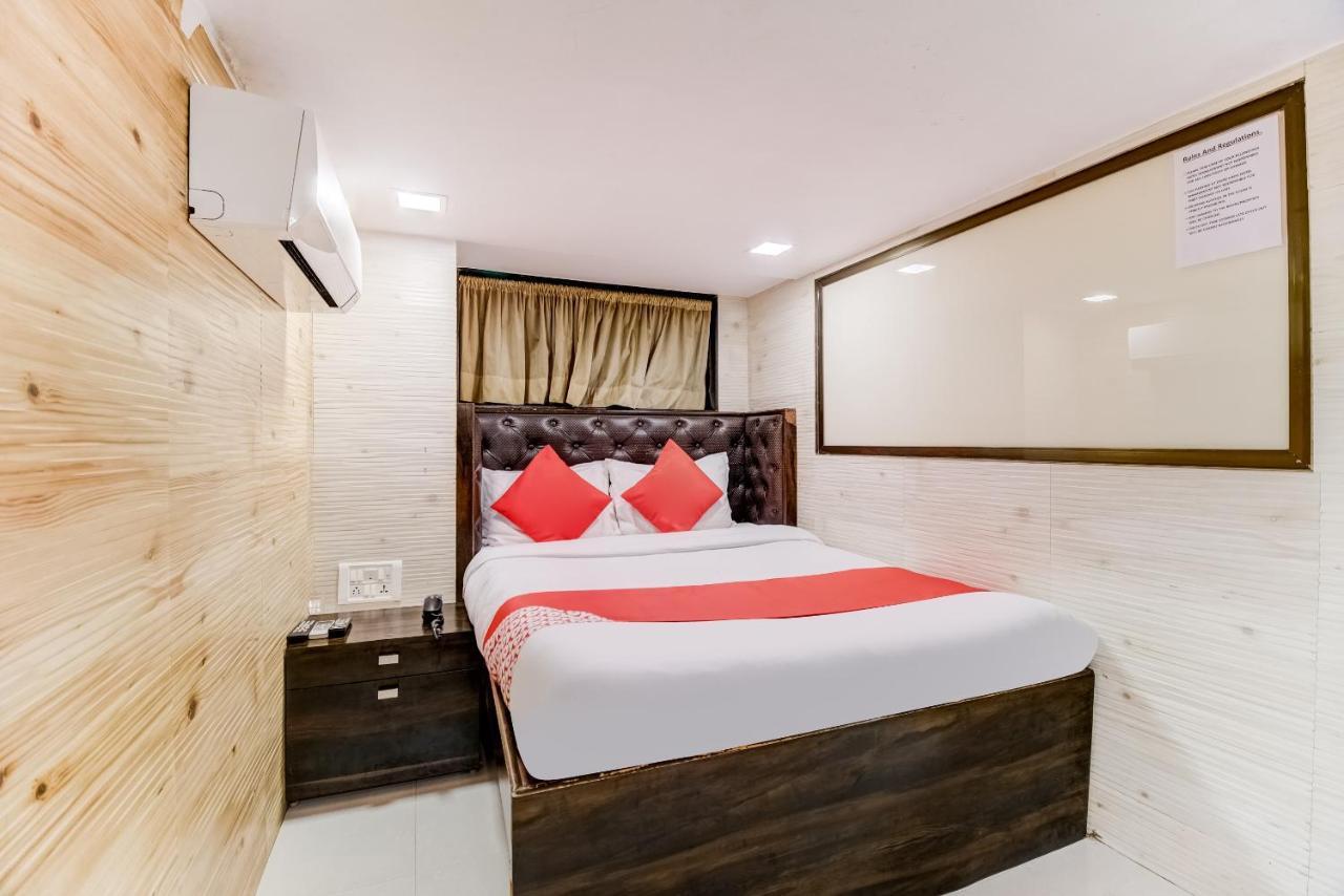 Hotel Qamar Mumbai Exterior photo